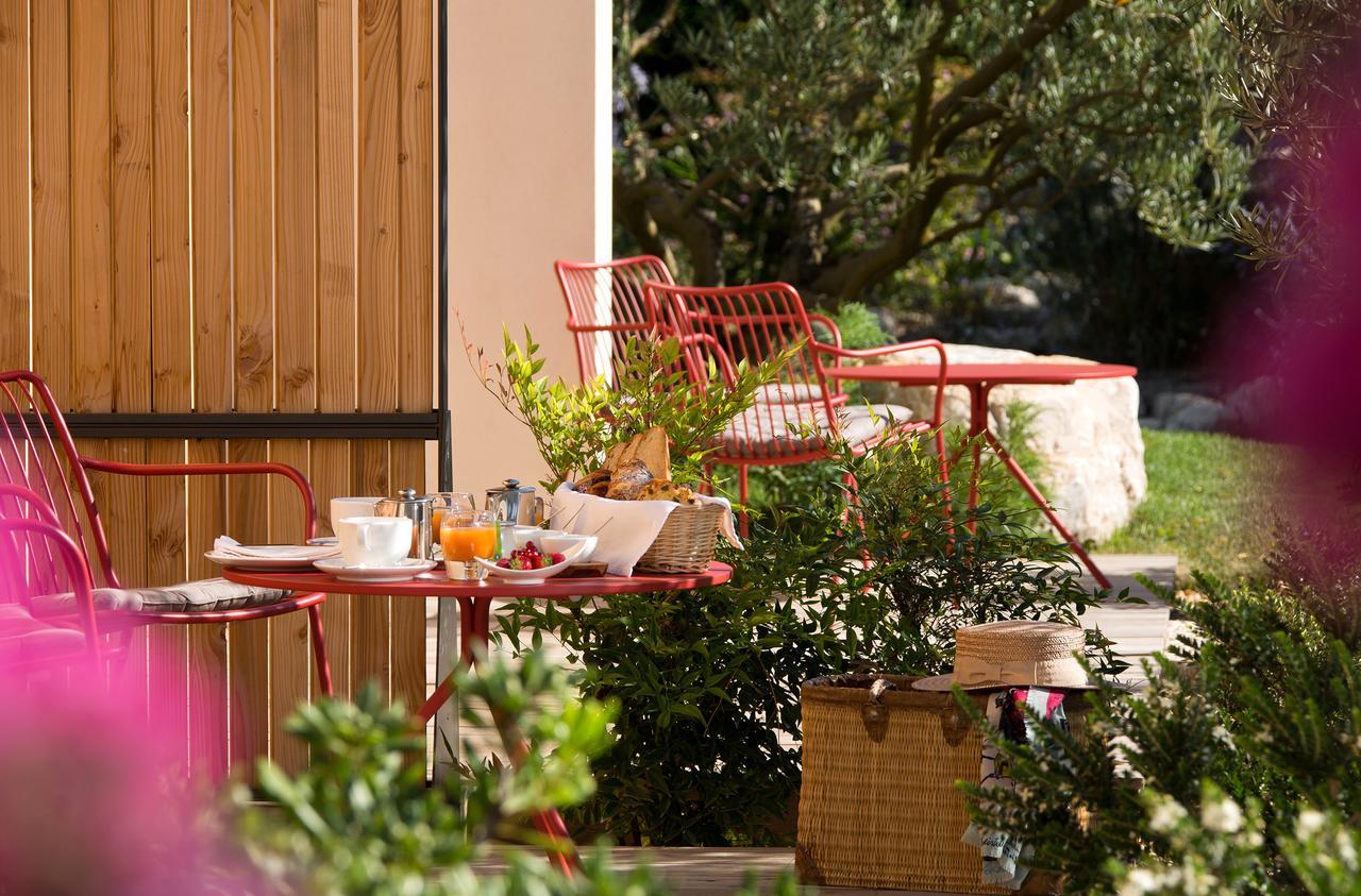 Maison D'Hotes Le Pre Gourmand - Adults Only Eyragues Exterior foto