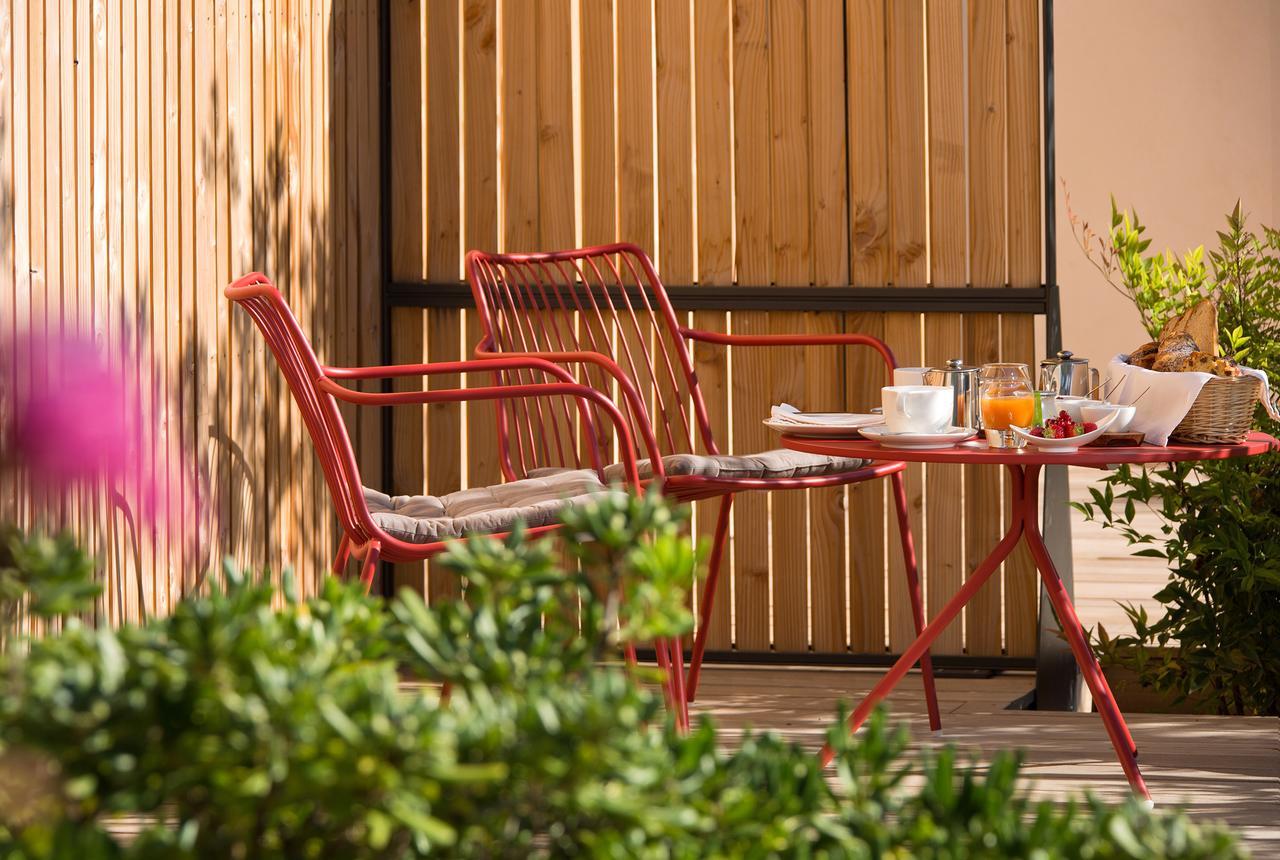 Maison D'Hotes Le Pre Gourmand - Adults Only Eyragues Exterior foto